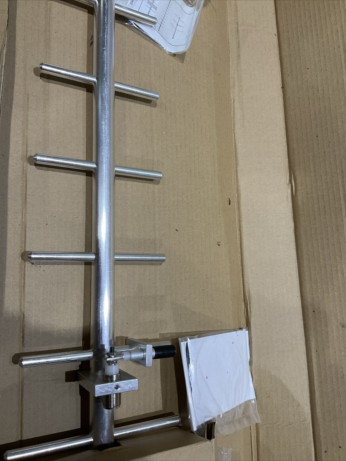 PCTEL MYA93012 WIRELESS ANTENNA 896-970 MHZ 150 W 11dB GAIN 12 ELEMENT YAGII G7T