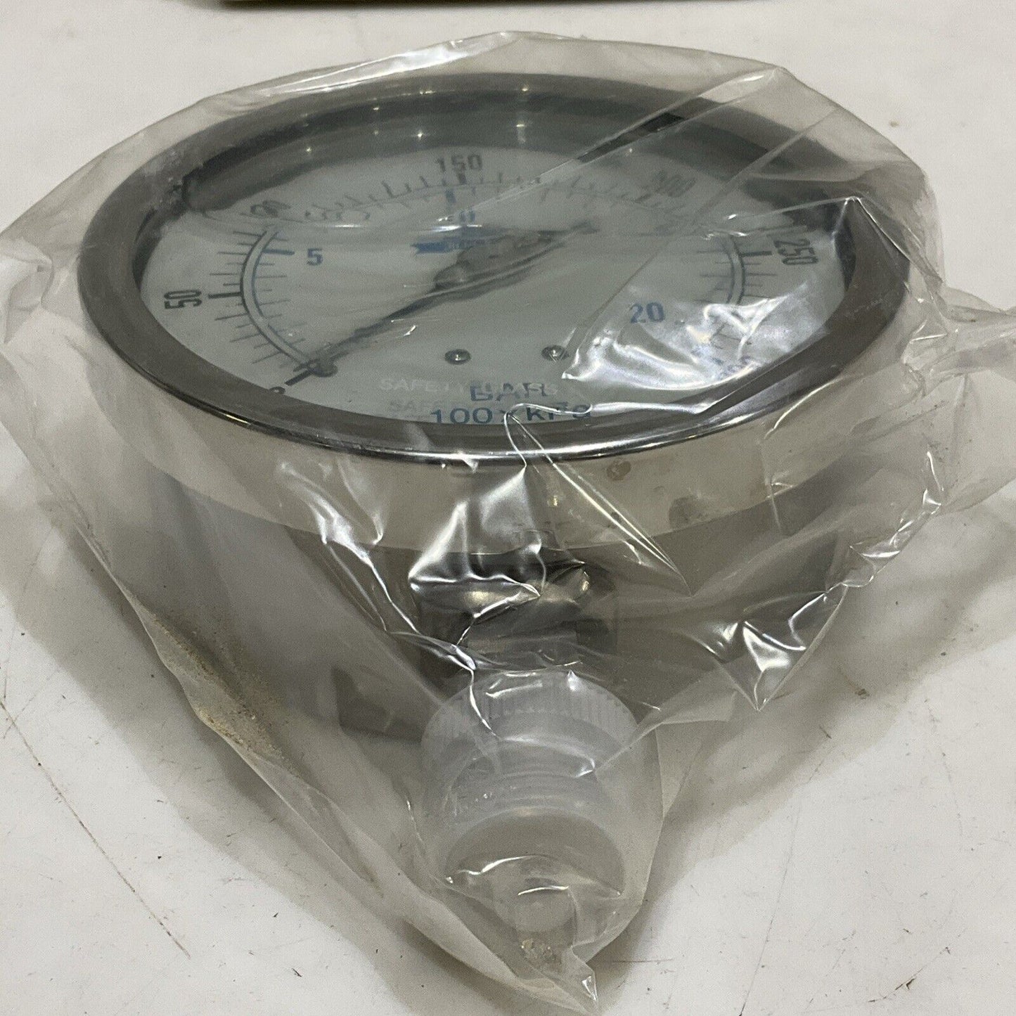 BLUE RIBBON BR301L-402H LIQUID FILLED PRESSURE GAUGE 0-300 PSI 1/2” G7T