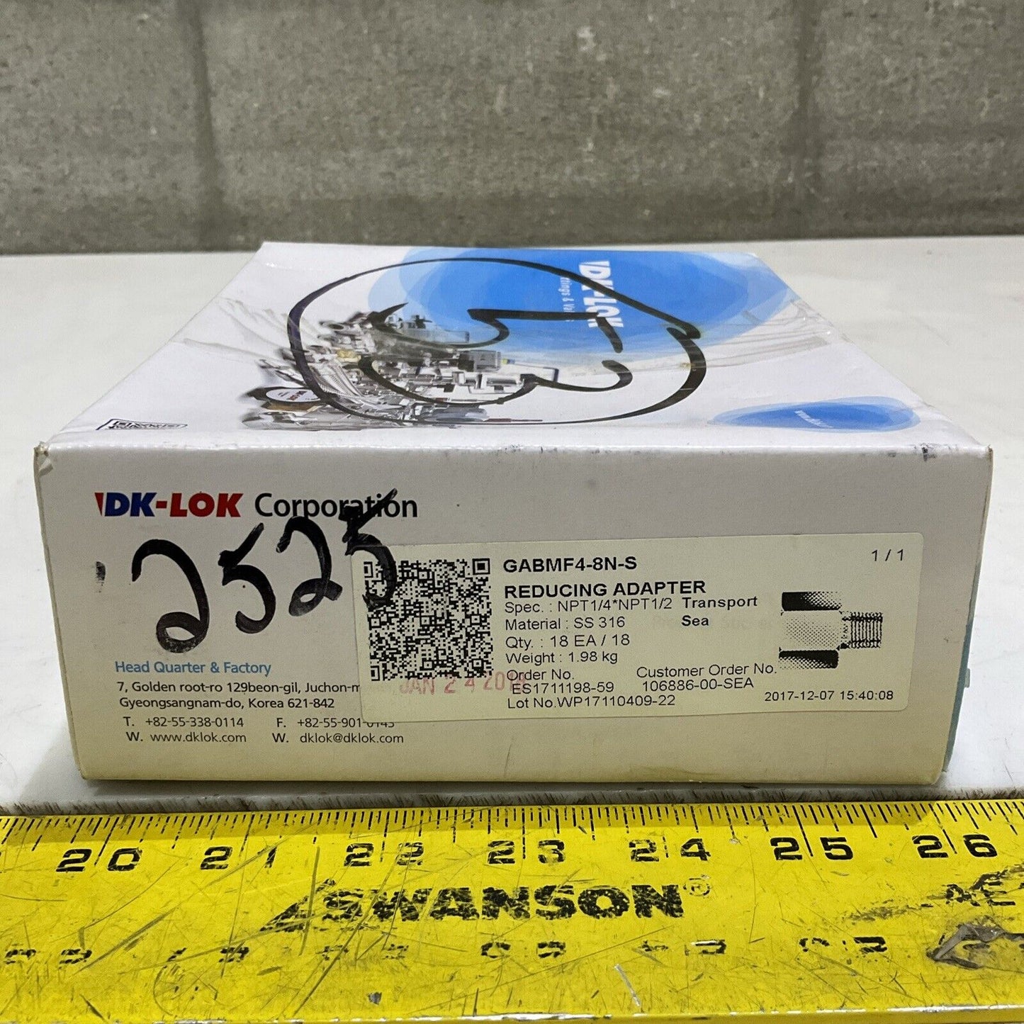 DK-LOK GABMF4-8N-S REDUCING ADAPTER 1/4” 1/2” SS316 LOT OF 50 G7T