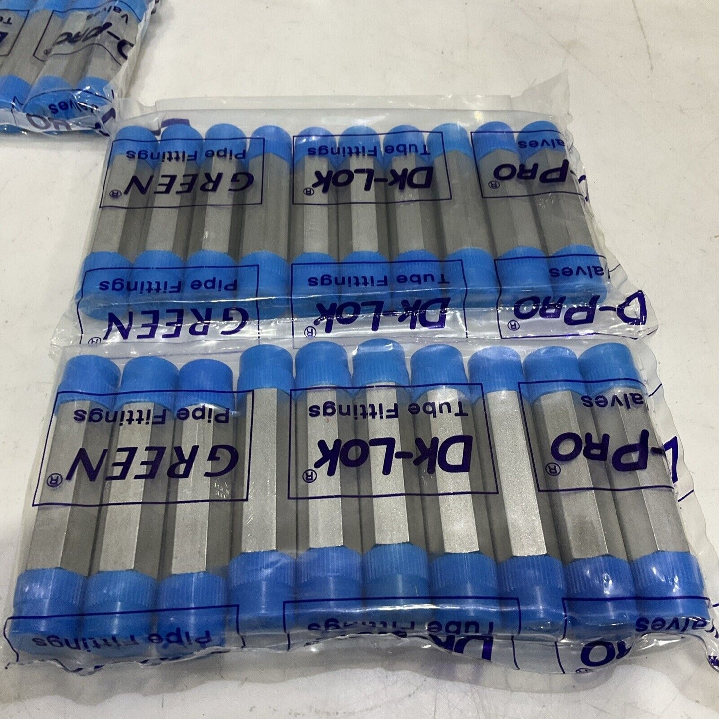 DK-LOK GNL-4N-3.0-S HEX LONG NIPPLE MALE 1/4 X 3.0 SS S316 LOT OF 60 G7T