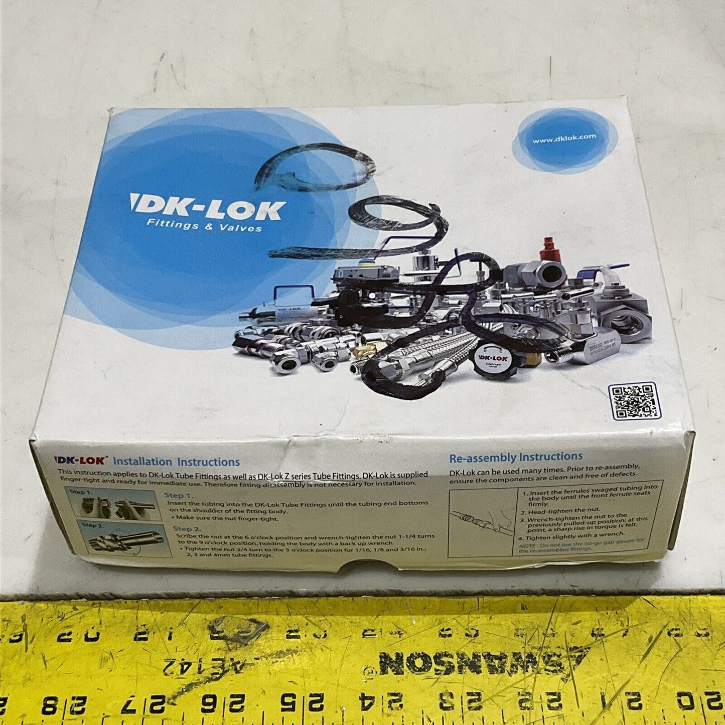 DK-LOK DMC4-4N-SA MALE STEEL CONNECTOR 1/4” TUBE X 1/4 NPT S316 LOT OF 70 G7T