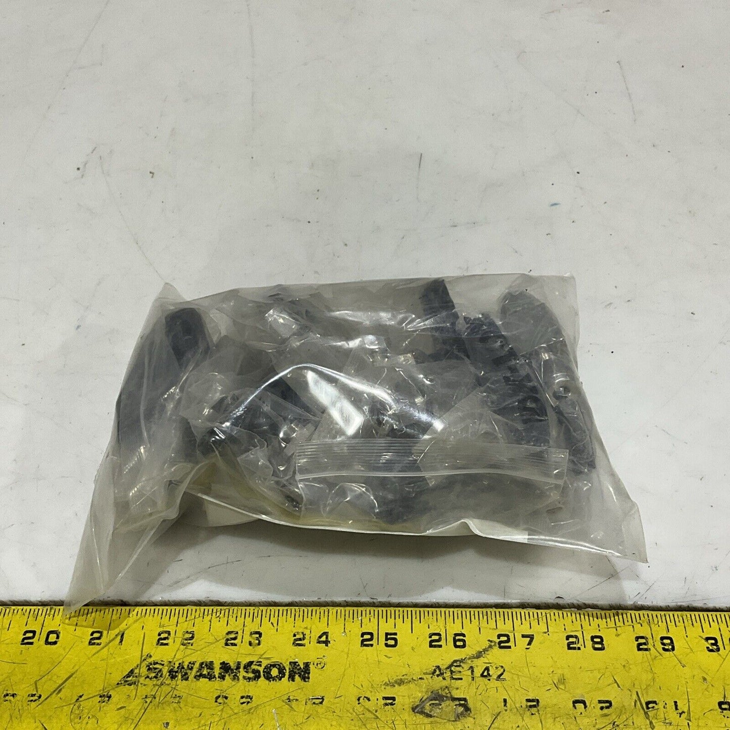DK-LOK VG82B-D-4T-S VALVE VG82 3000 PSIG SS316 CJL 4.8MM LOT OF 10 G7T