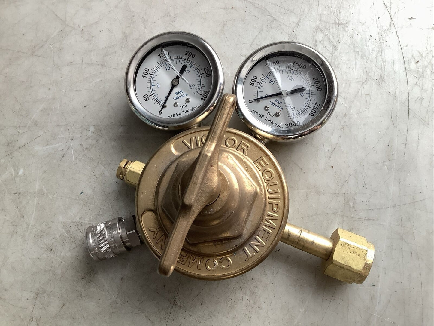 VICTOR 0781-0532 SR450D-346 REGULATOR 5/8IN-18 LH F 125PSIG