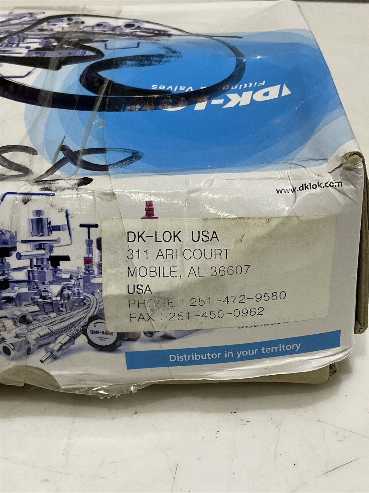 DK-LOK GABMF4-8N-S REDUCING ADAPTER NPT 1/4 NPT SS316 LOT OF 34 G7T
