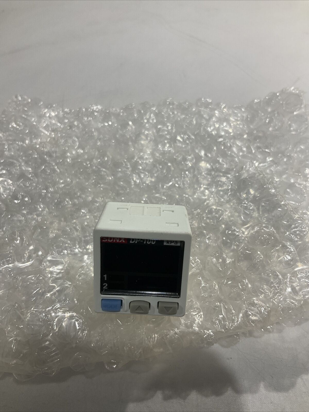 SUNX DP-111-E-P DIGITAL PRESSURE SENSOR 24VDC U3S