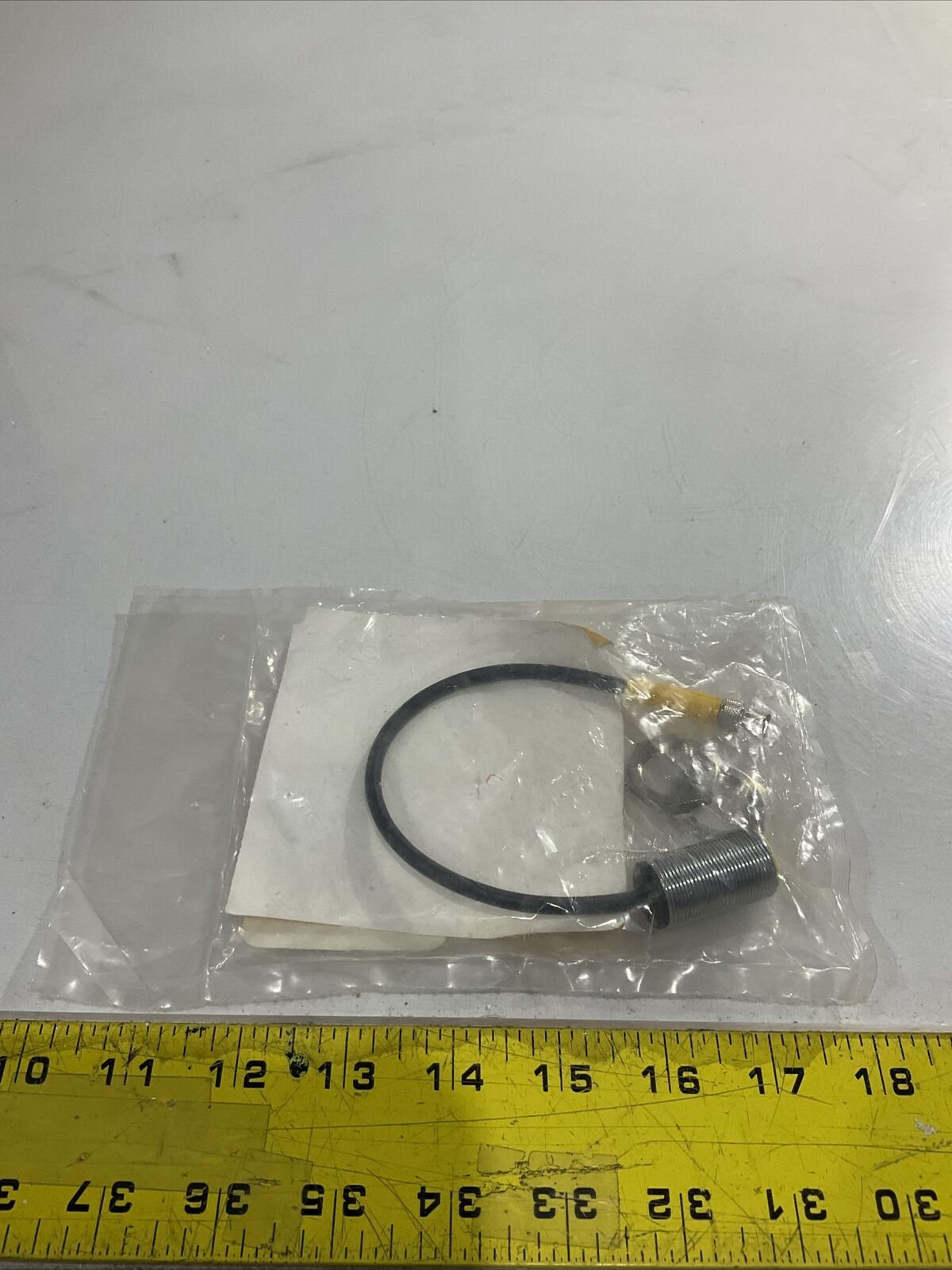 TURCK B15-G18K-AP6X-0.2M-PSG 3M/S90 SENSOR INDUCTIVE U3S