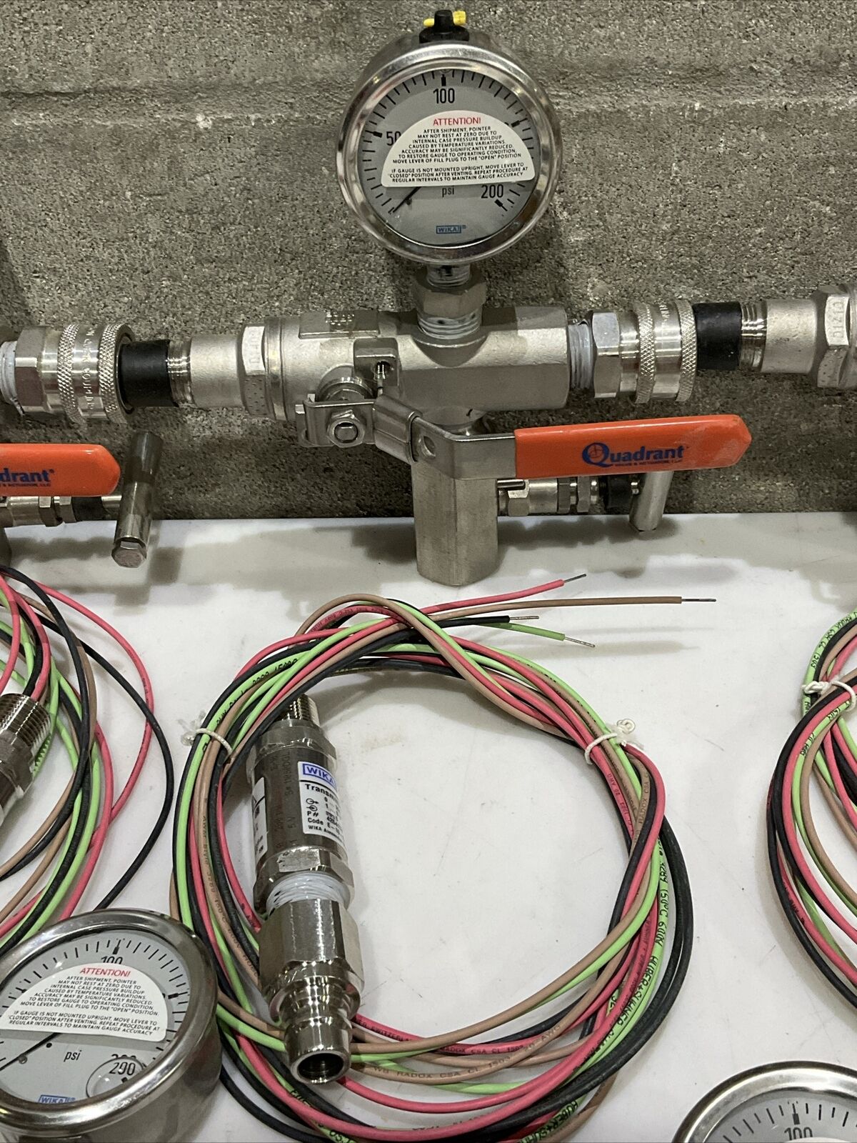 WIKA E-10-K-PBH-ND-LG3X67-ZZ TRANSMITTER 200# WELLHEAD H1RDS44Q B16.34 608 G7T