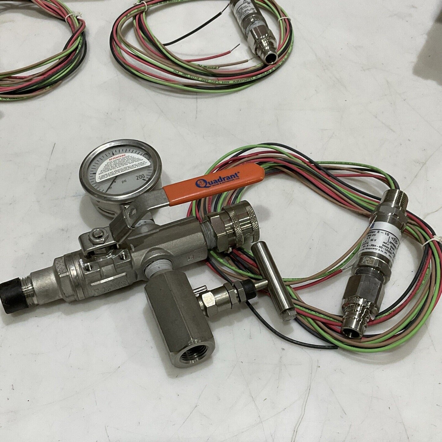 WIKA E-10-K-PBH-ND-LG3X67-ZZ TRANSMITTER 200# WELLHEAD H1RDS44Q B16.34 608 G7T