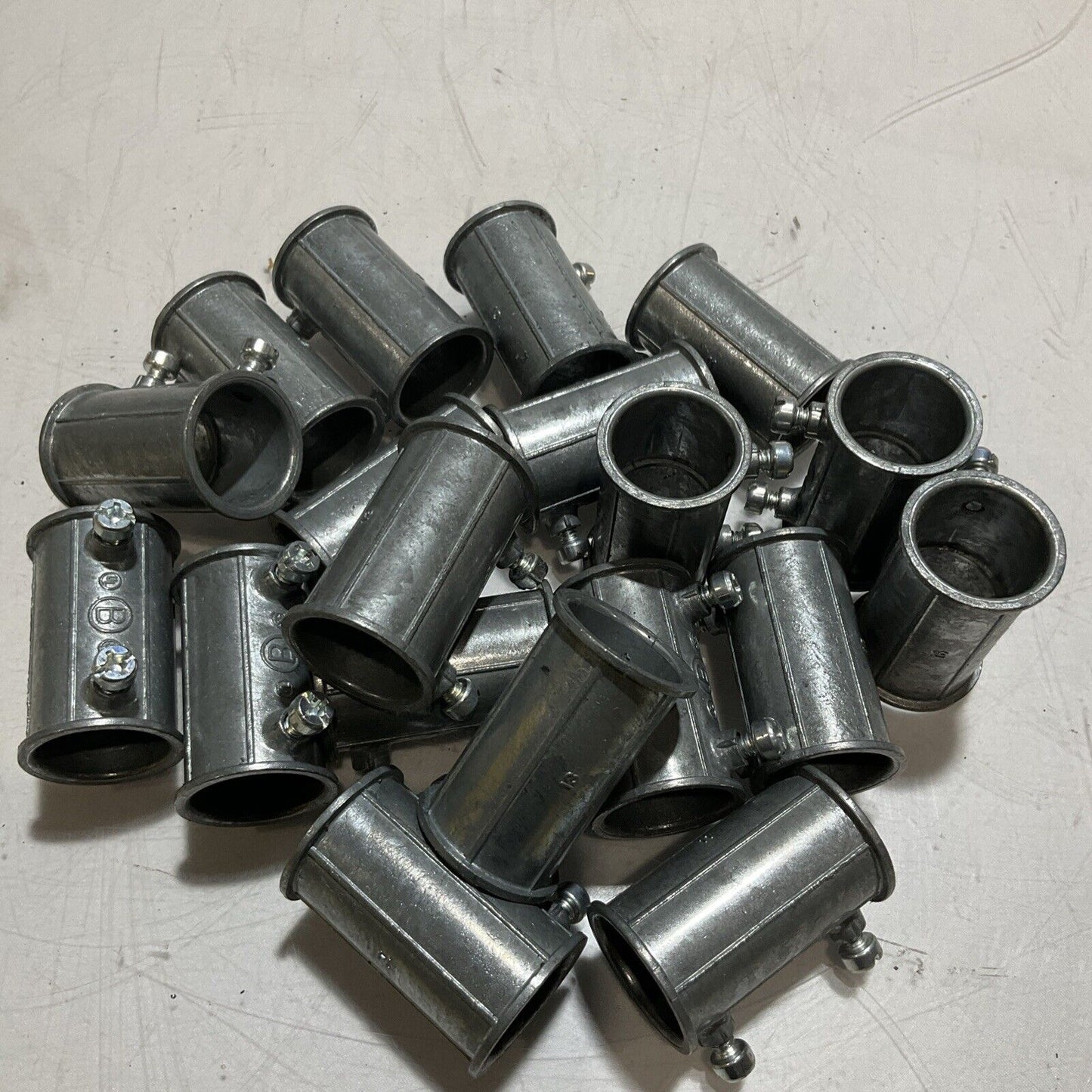 BRIDGEPORT 241-DC ZINC EMET COUPLING LOT 19 U3S