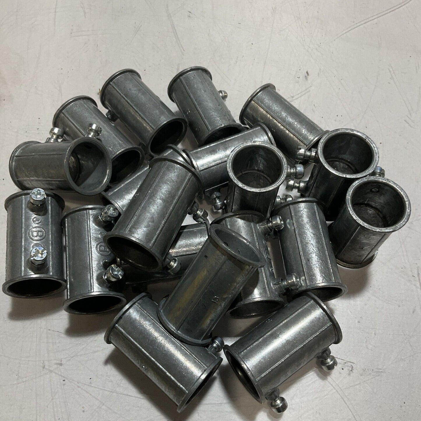 BRIDGEPORT 241-DC ZINC EMET COUPLING LOT 19 U3S