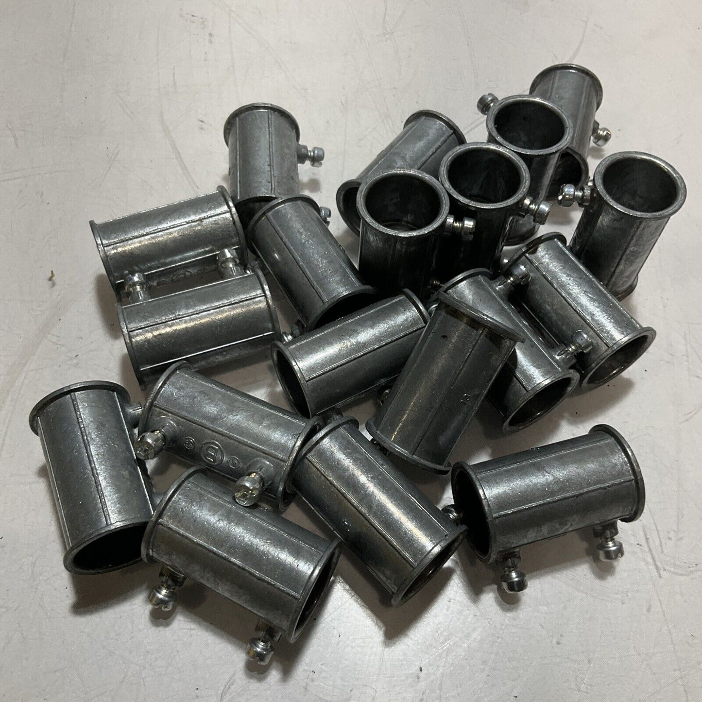 BRIDGEPORT 241-DC ZINC EMET COUPLING LOT 19 U3S