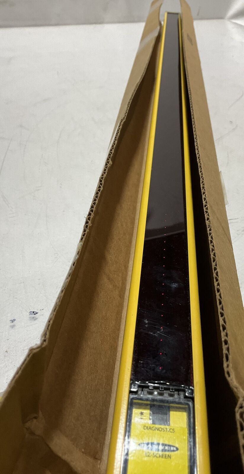 BANNER SLSE14-900P8 EZ-SCREEN SFETRY LIGTH CURTAIN U3S