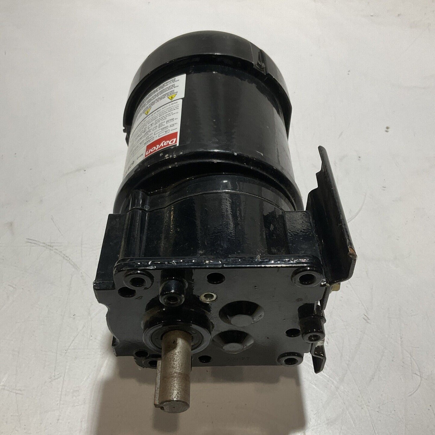 DAYTON 6Z818B AC GEARMOTOR U3S