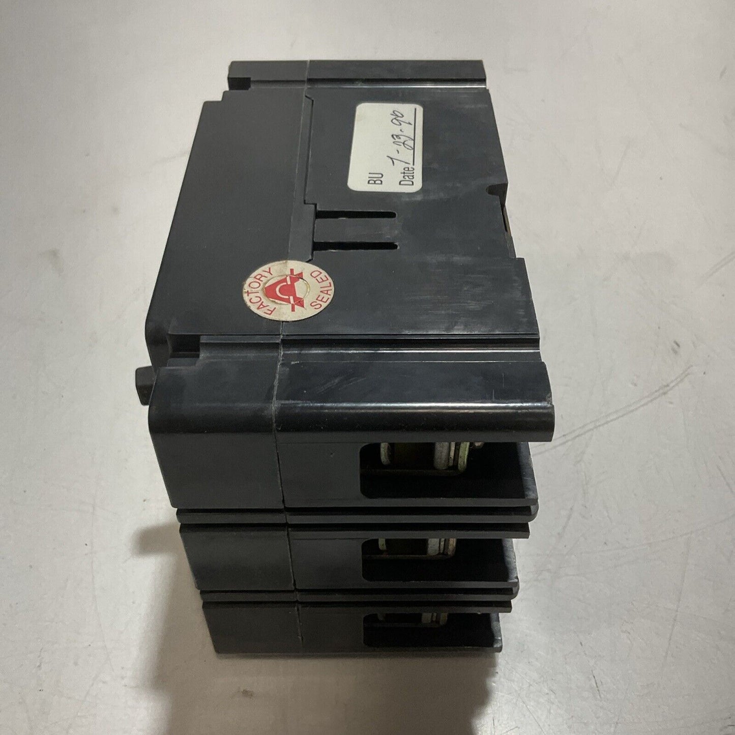 AMERICAN NEF437020 20A CIRCUIT BREAKER 3POLES 250VOLTS DC U3S