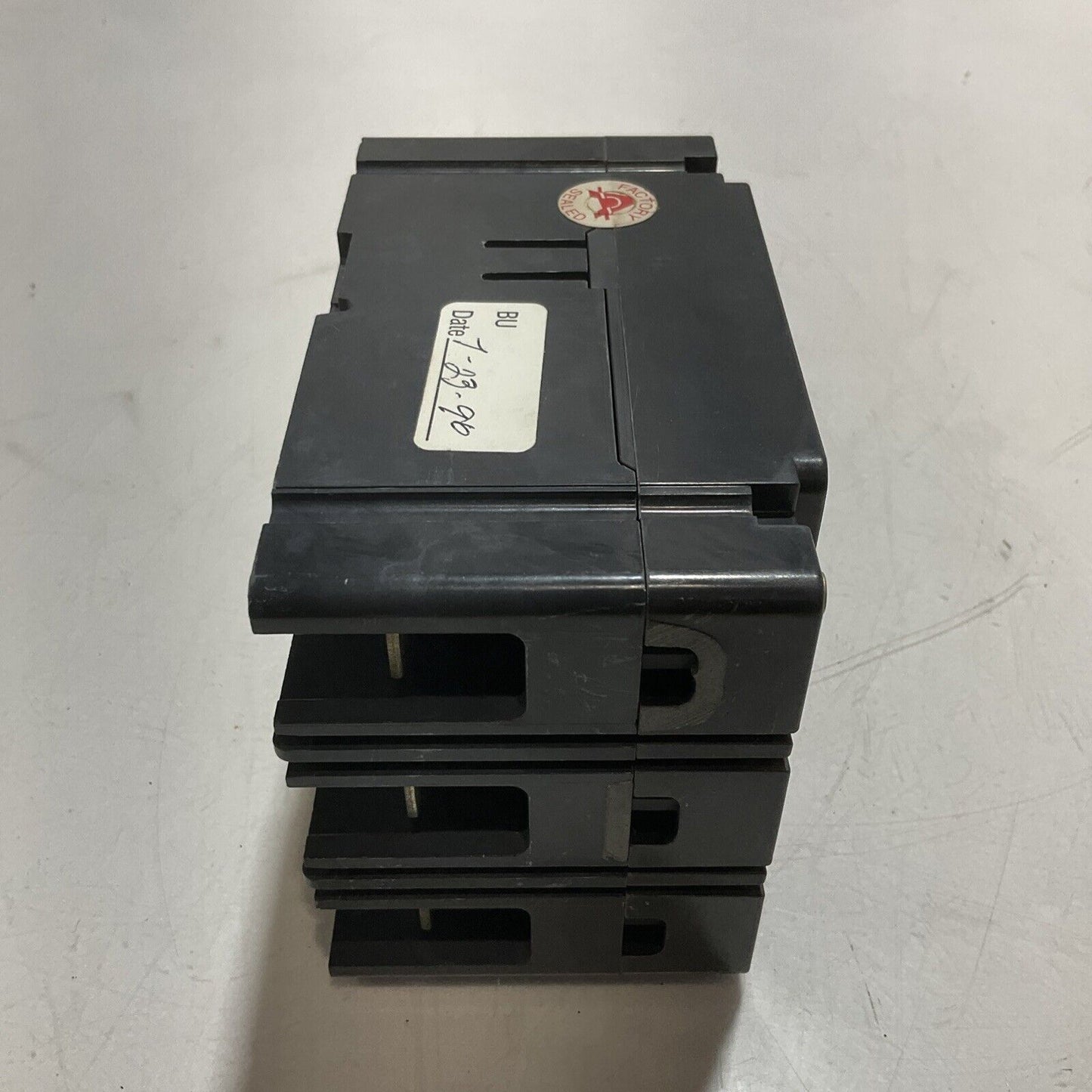AMERICAN NEF437020 20A CIRCUIT BREAKER 3POLES 250VOLTS DC U3S