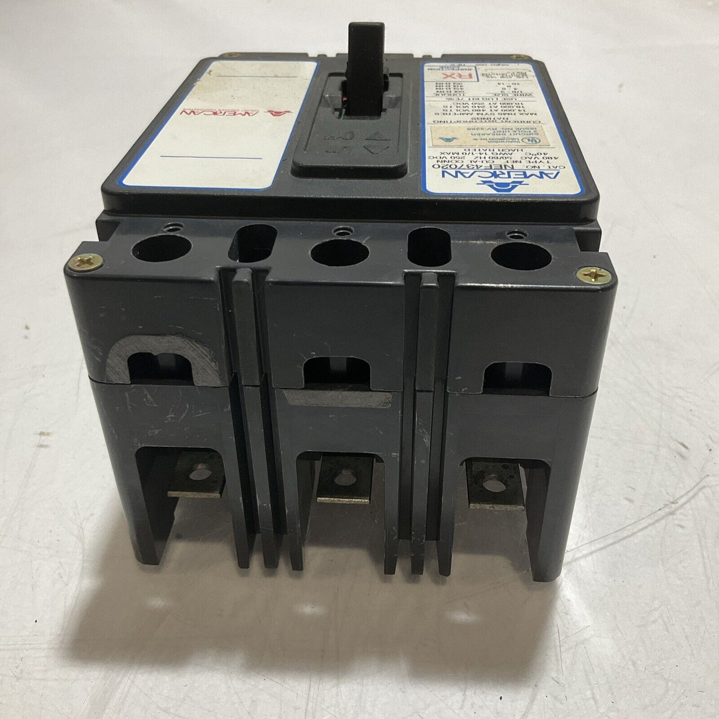 AMERICAN NEF437020 20A CIRCUIT BREAKER 3POLES 250VOLTS DC U3S