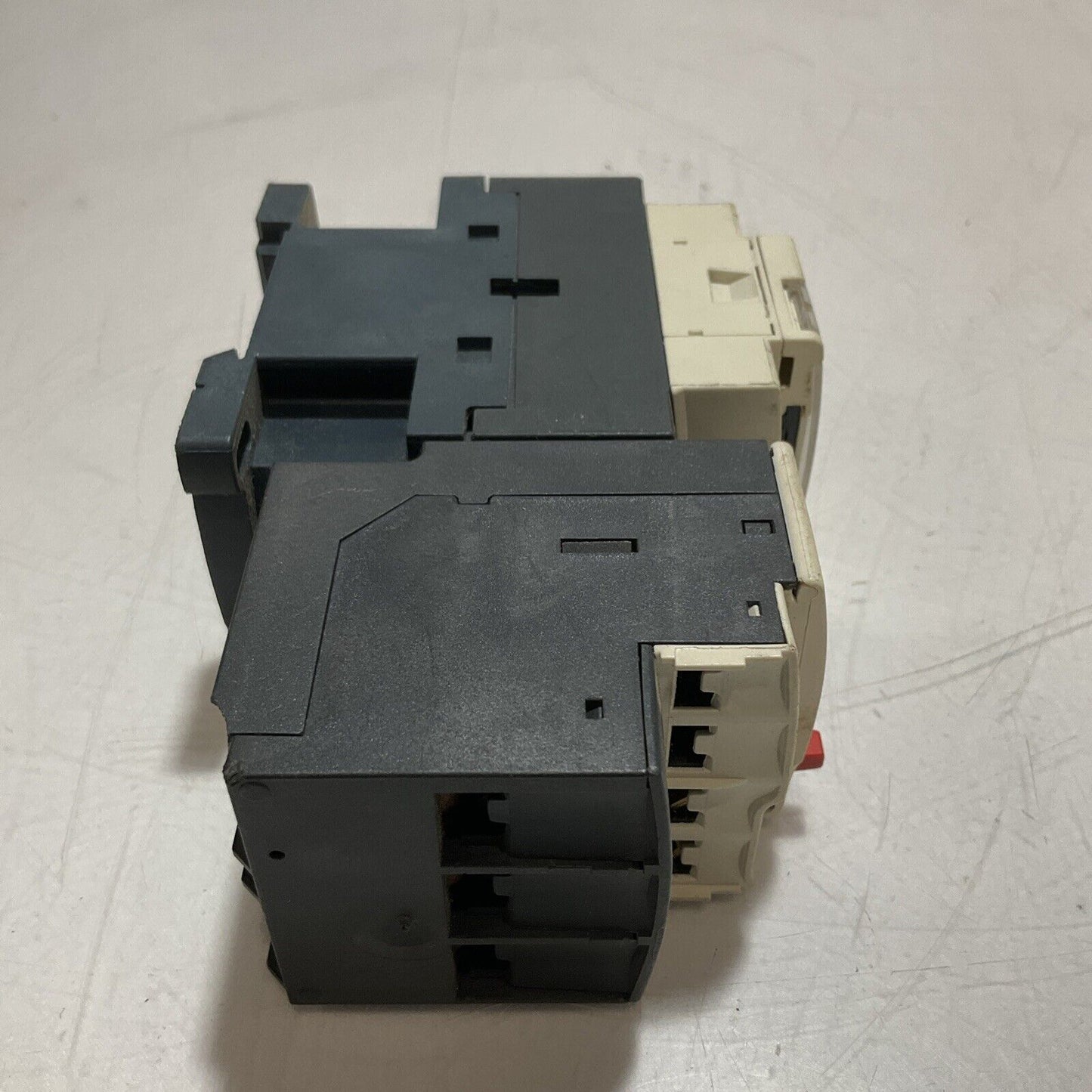 TELEMECANIQUE LC1D09 CONTRACTOR MOTOR CONTROL 690V U3S