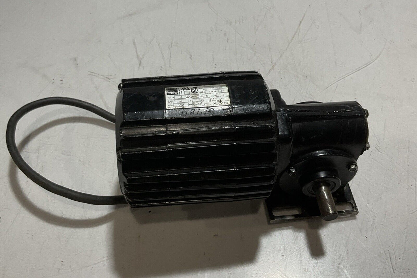 BODINE ELECTRIC COMPANY 34R4BECI-3F GEARMOTOR 115 VOLTS