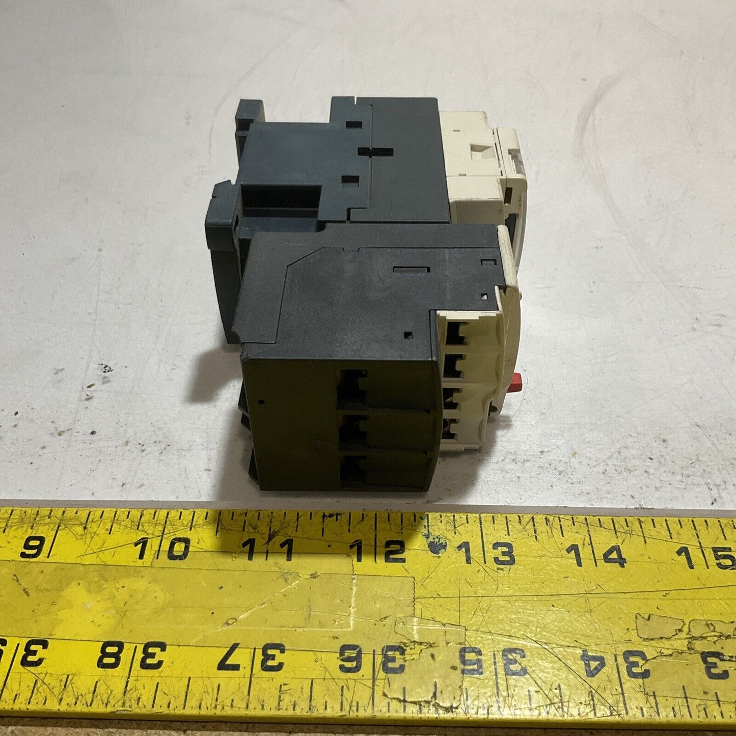 TELEMECANIQUE LC1D09 CONTRACTOR MOTOR CONTROL 690V U3S