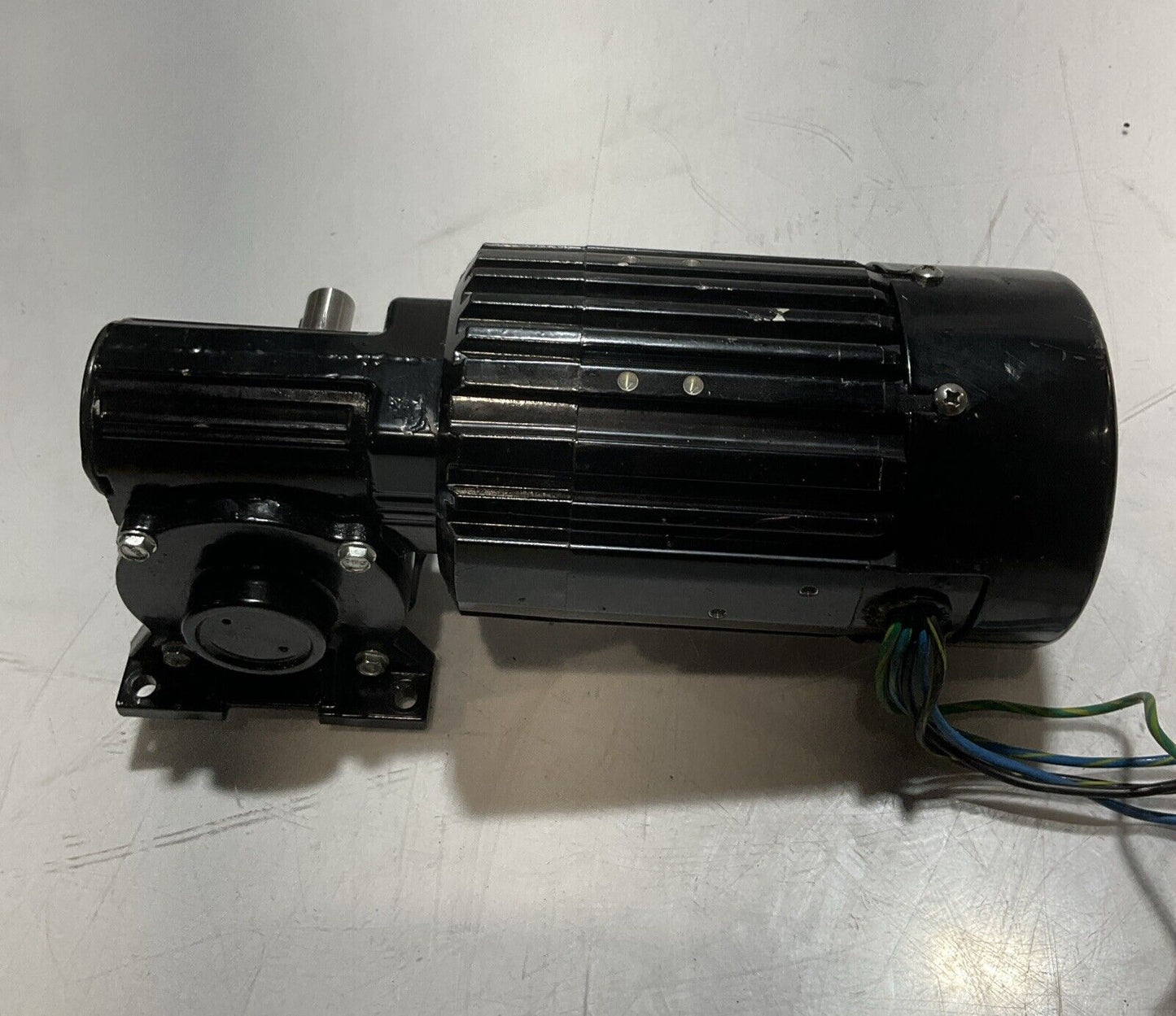 BODINE ELECTRIC CONPANY 34R6BFCI-5F GEARMOTOR 115 VOLTS U3S