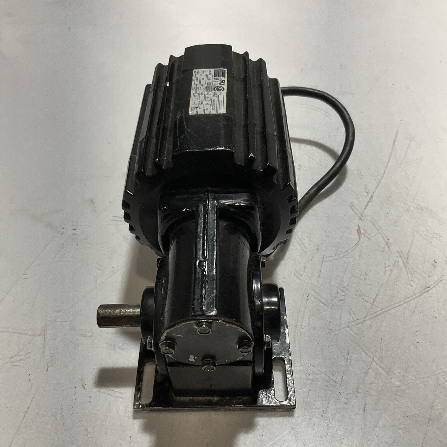 BODINE ELECTRIC COMPANY 34R4BECI-3F GEARMOTOR 115 VOLTS