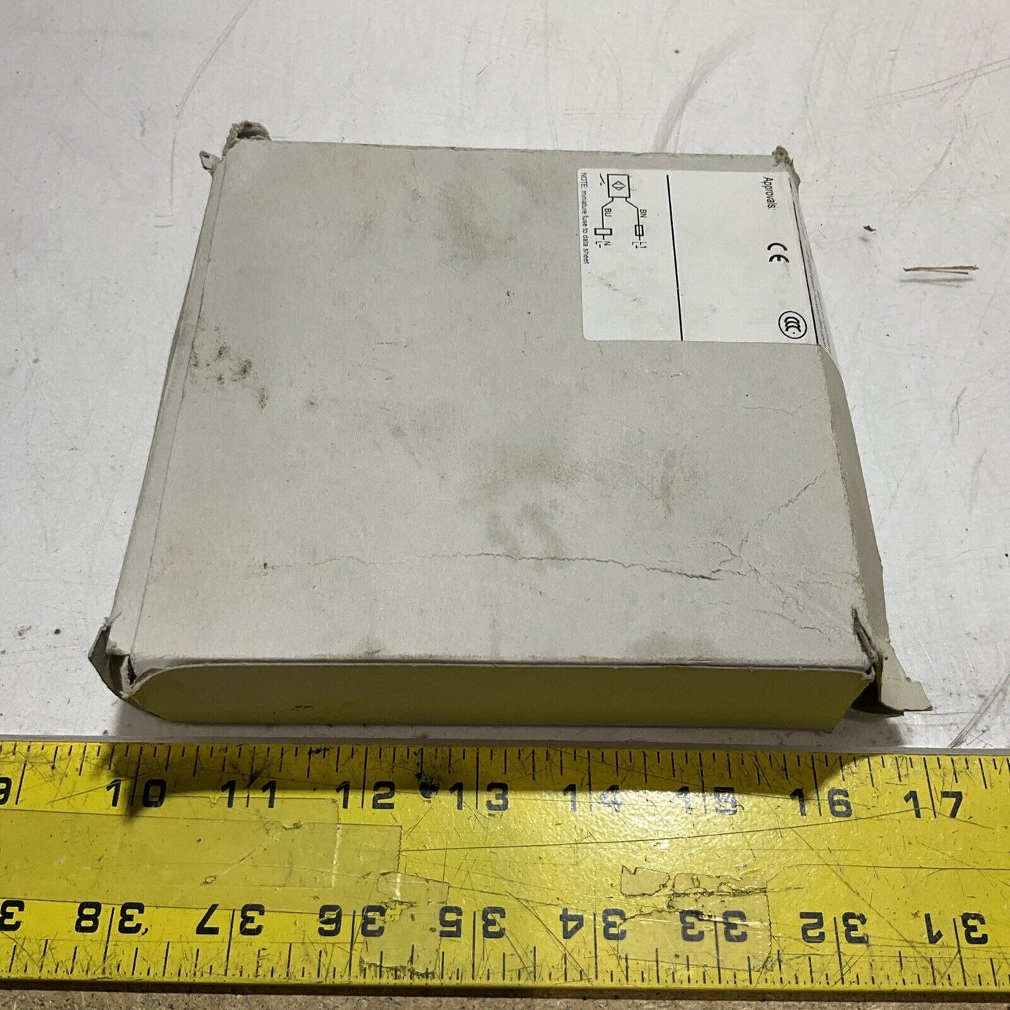 IFM IN0082 IN-2004-AB0A 250V U3S