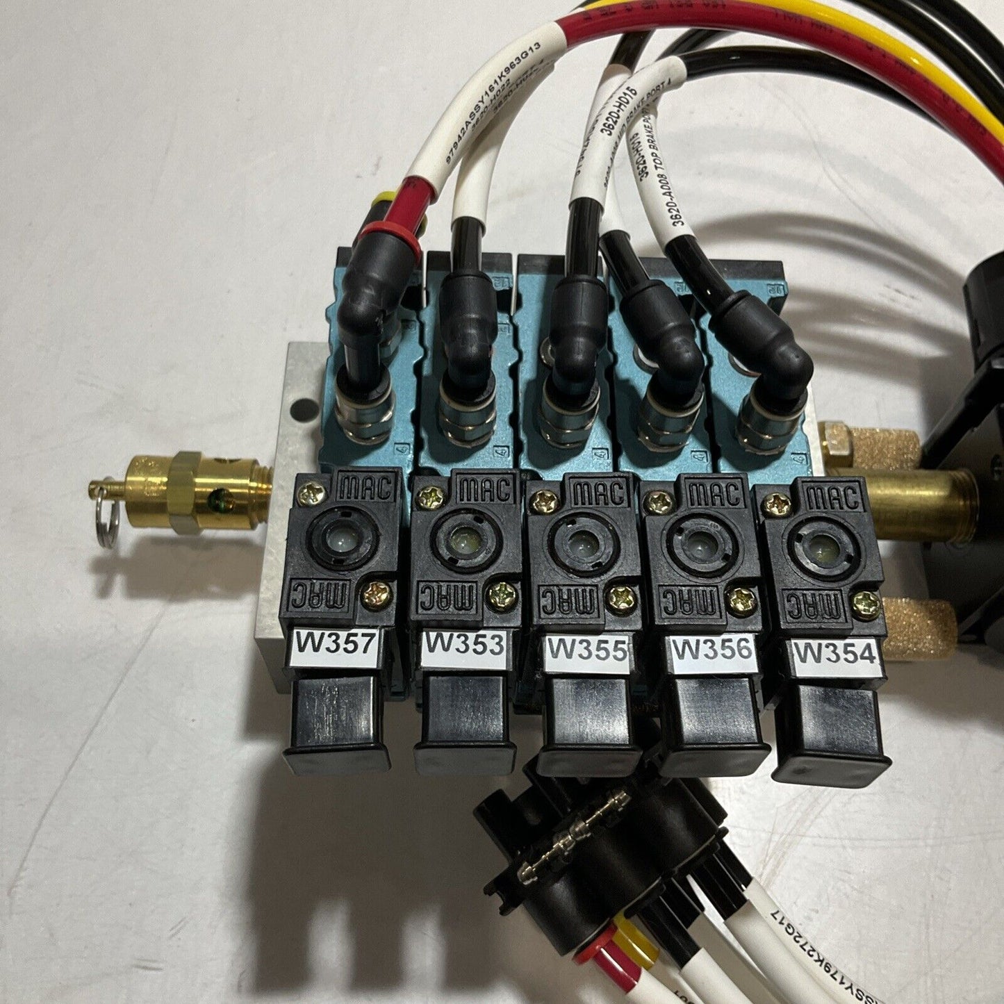 MAC DMB-DFFJ-1KJ VALVE STACK ASSY 24V U3S