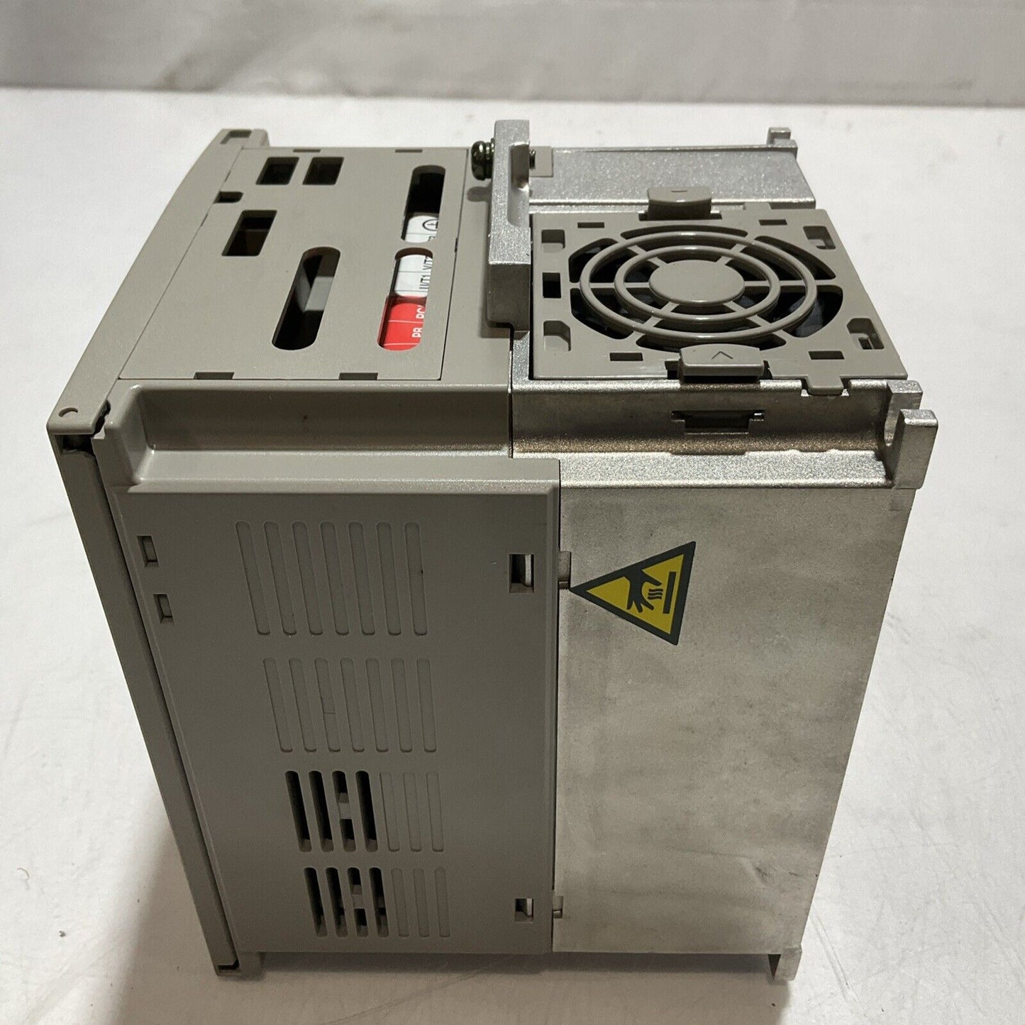 TELEMECANIQUE ATV31HU40M3X INDUSTRIAL CONTROL AC SPEED DRIVE 5HP 4KW 240V U3S