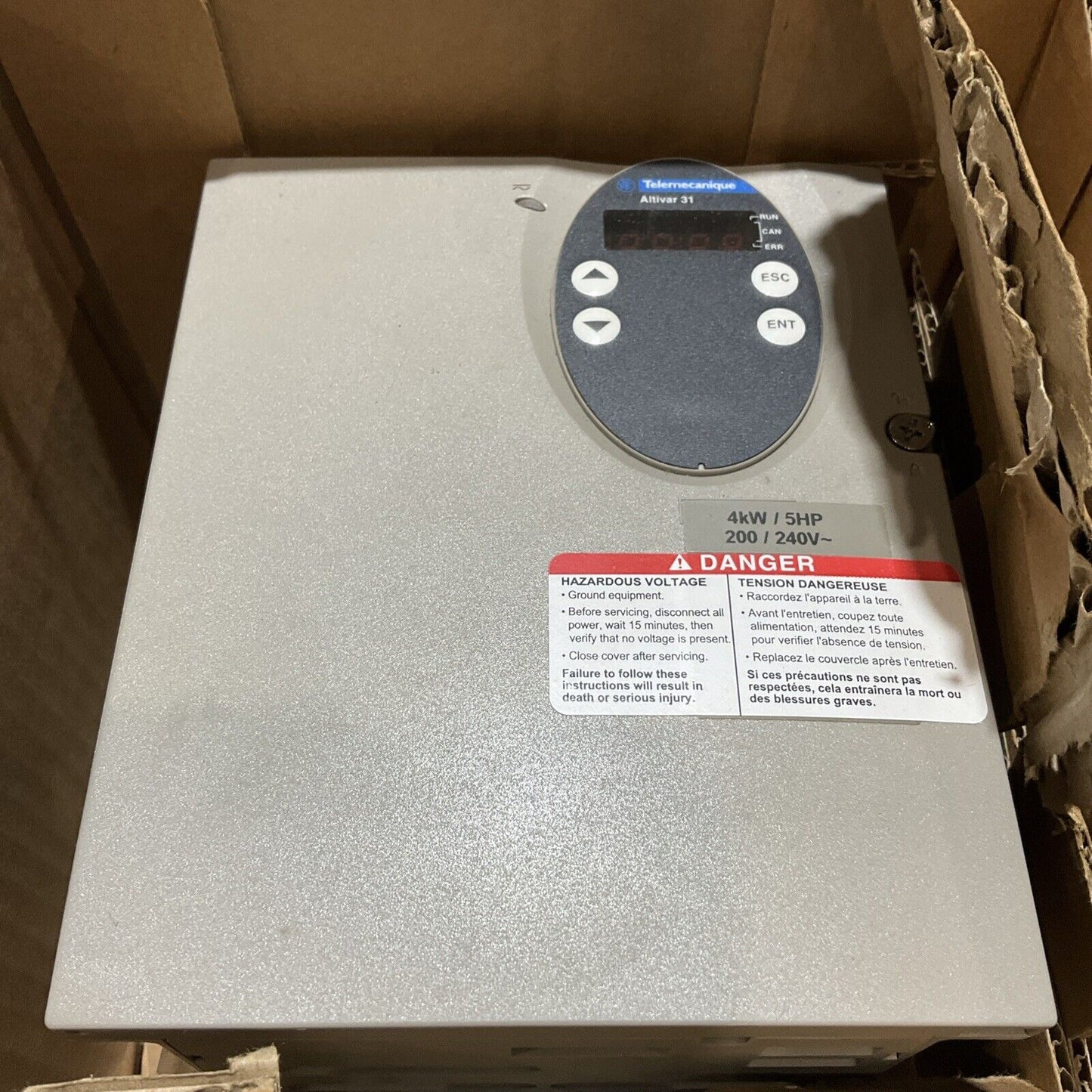 TELEMECANIQUE ATV31HU40M3X INDUSTRIAL CONTROL AC SPEED DRIVE 5HP 4KW 240V U3S