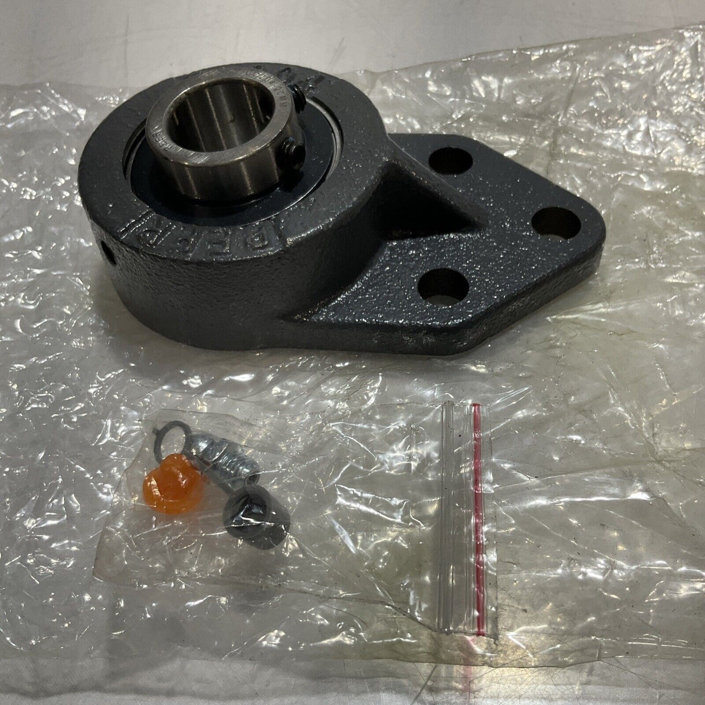 TRITAN FB204 PEER BEARING LOT OF 3 U3S