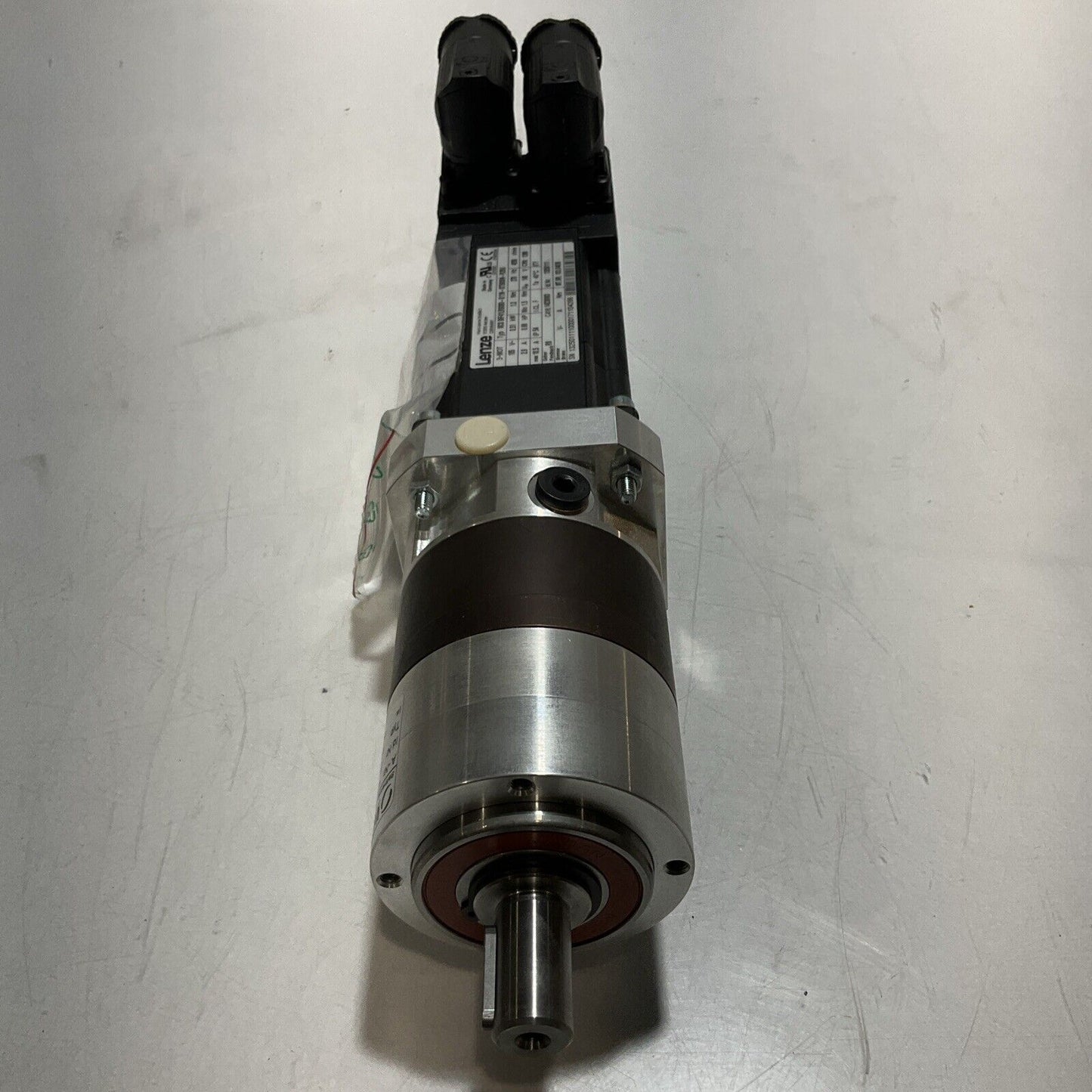 LENZE MCS 06F41LRSOBO-B11N-ST5SOON PERFORATED BELT MOTOR ASSEMBLY U3S