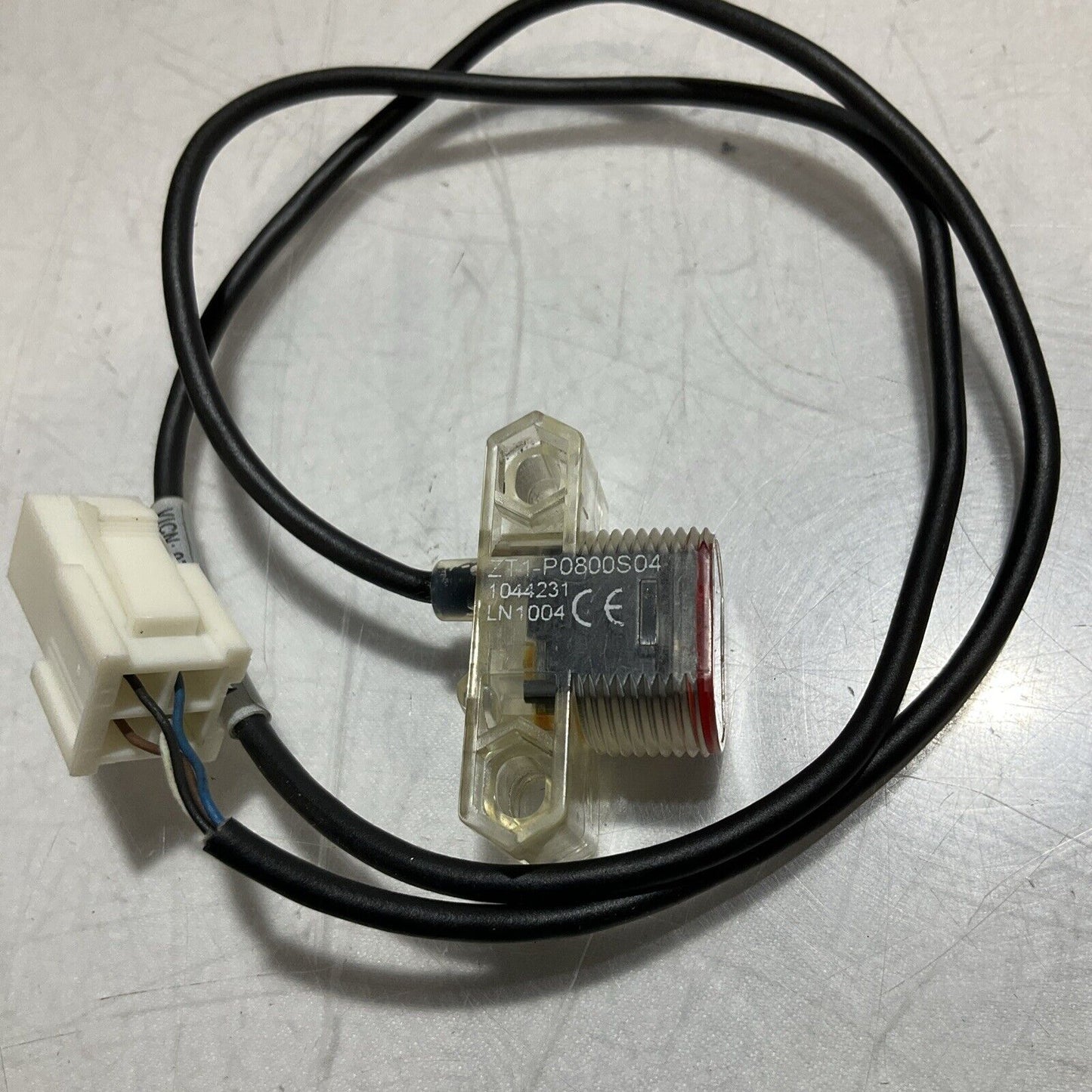 SICK ZT1-P0800S04 1044231 PHOTOELECTRIC INFRADED SENSOR LOT OF 3 U3S