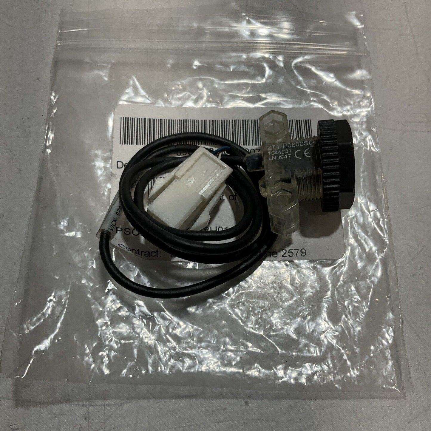 SICK ZT1-P0800S04 1044231 PHOTOELECTRIC INFRADED SENSOR LOT OF 2 U3S
