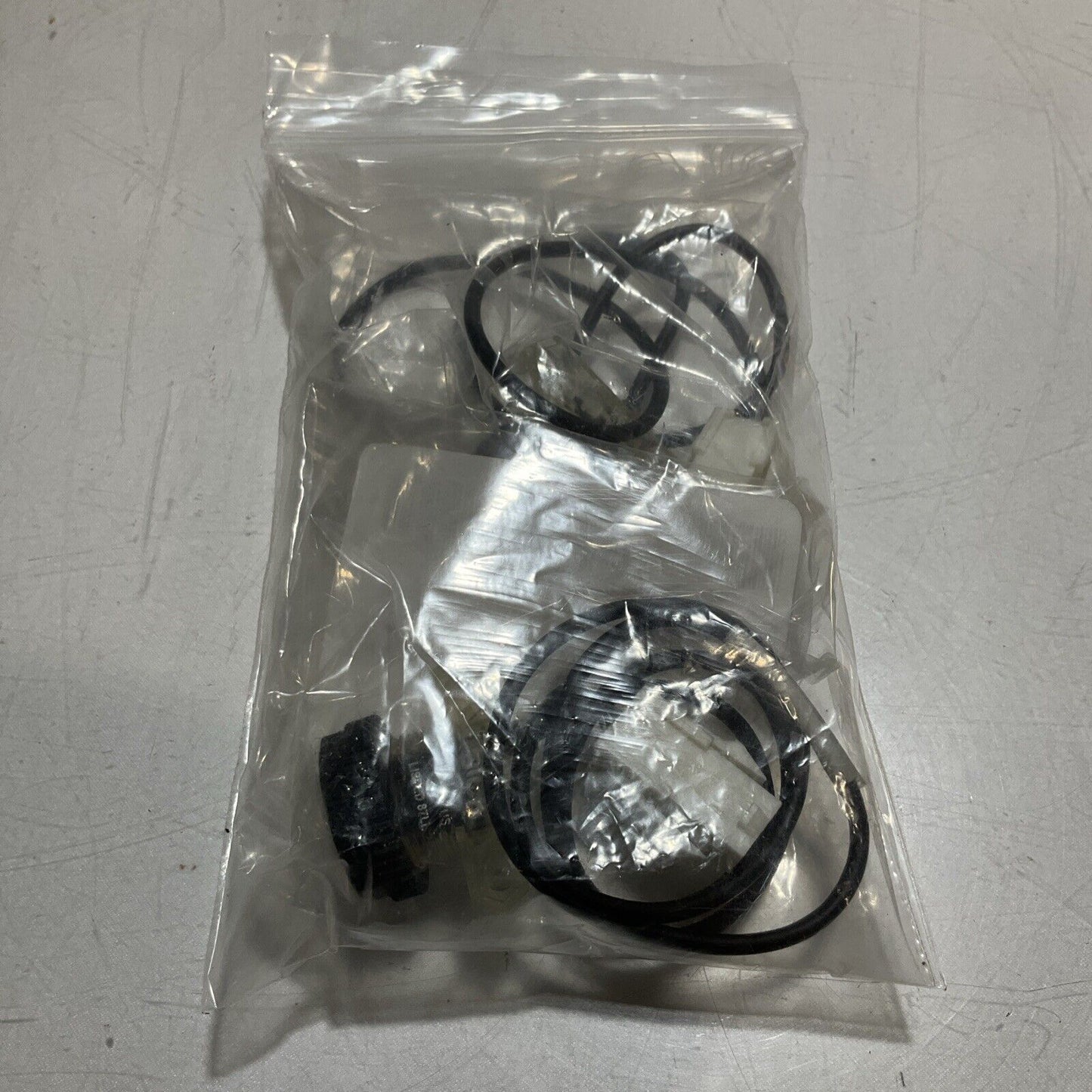 SICK ZT1-P0800S04 1044231 PHOTOELECTRIC INFRADED SENSOR LOT OF 2 U3S