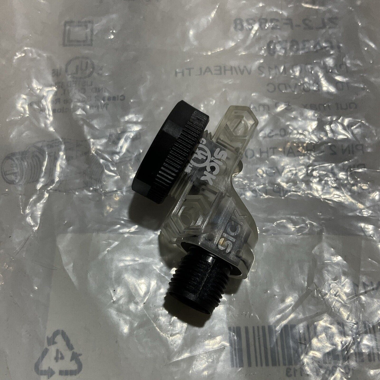 SICK ZL2-F2828 1043679 PNP PHOTOELECTRIC SENSOR PHOTO EYE SWITCH 10/30 VDC U3S