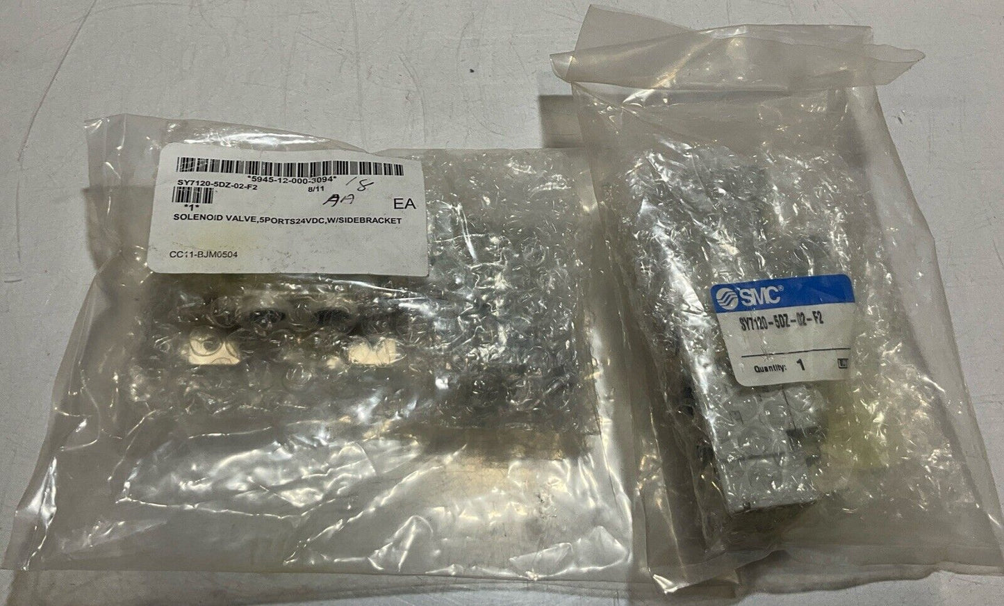 SMC SY7120-5DZ-02-F2 SOLENOID VALVE 24VDC LOT OF 2 U3S