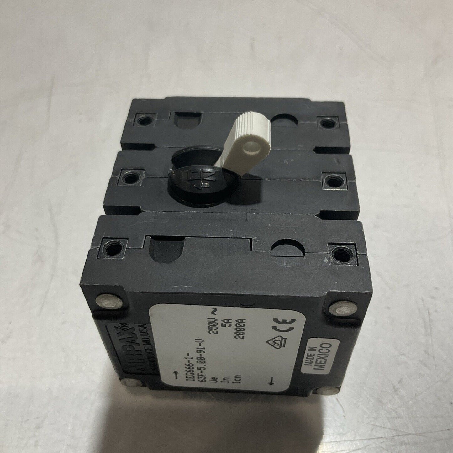 AIRPAX IEG666-1-63F-5.00-91-V CIRCUIT BREAKER 3POLESCREW U3S