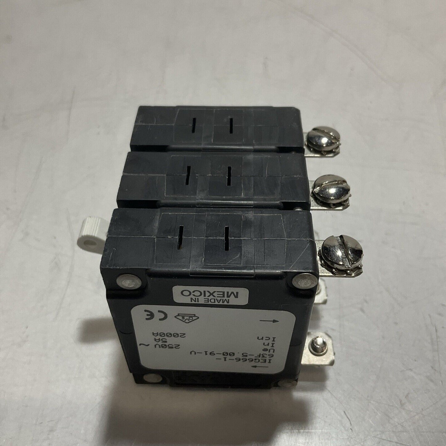 AIRPAX IEG666-1-63F-5.00-91-V CIRCUIT BREAKER 3POLESCREW U3S