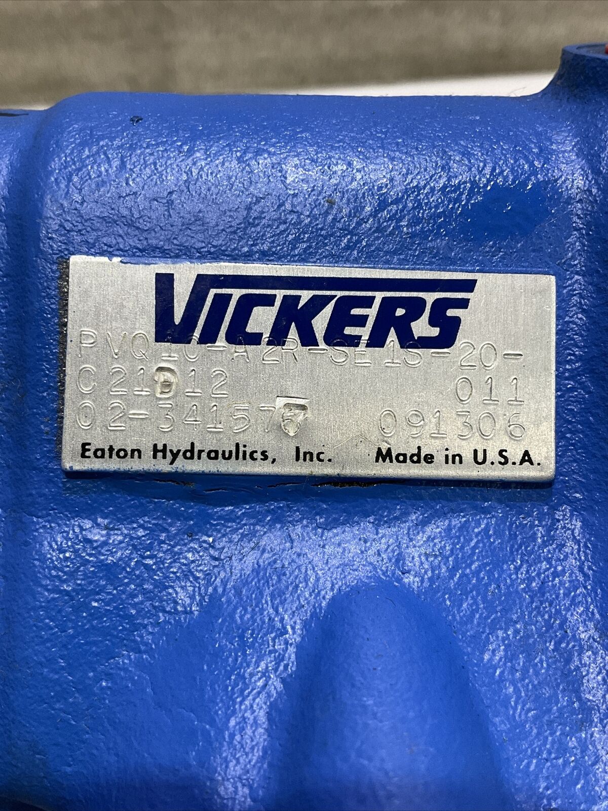 VICKERS PV010-A2R-SE1S-20-C21D12 VARIABLE PISTON PUMP 373