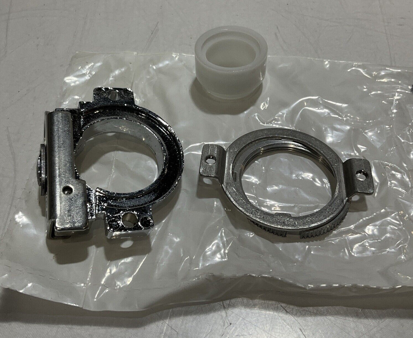 SQUARED D 9001K4 PADLOCK ATTACHMENT U3S