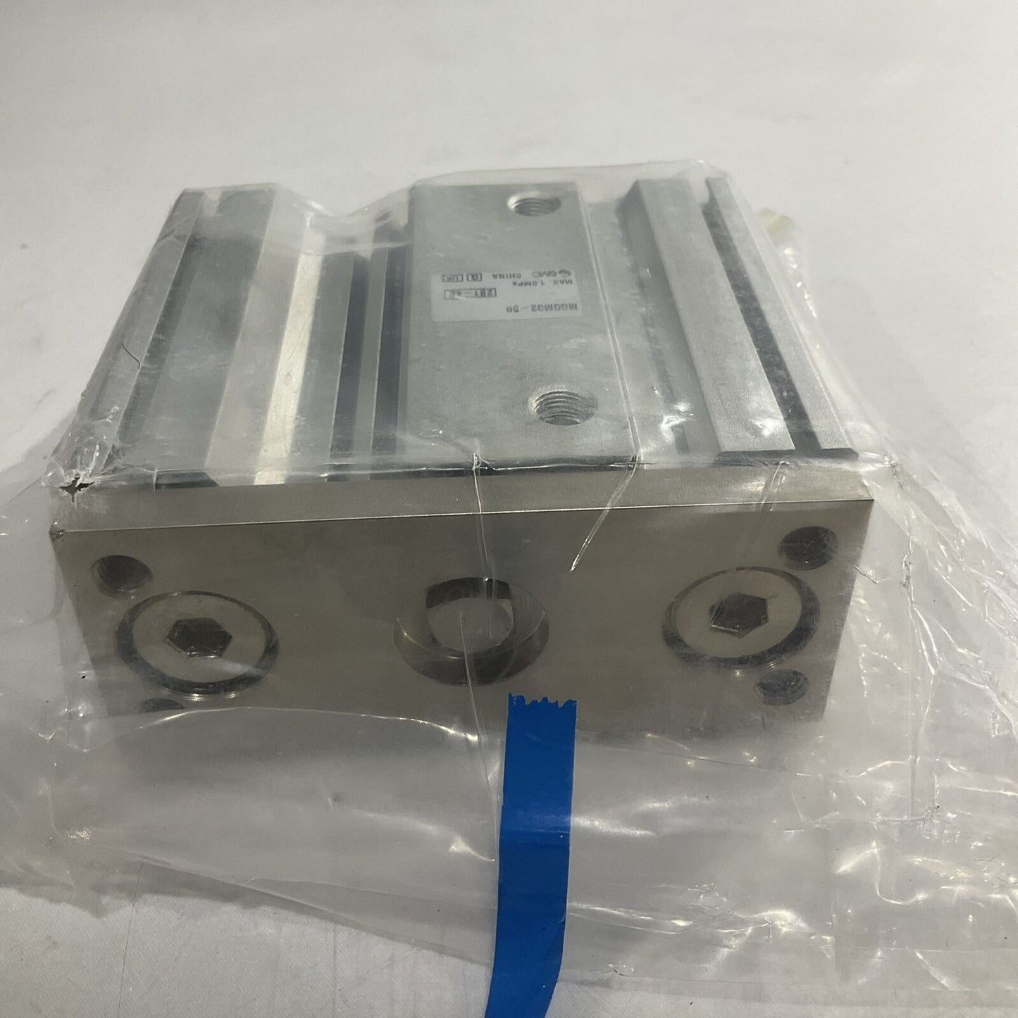 SMC MGQM32-50 PNEUMATIC CYLINDER GUIDED ACTUATOR U3S