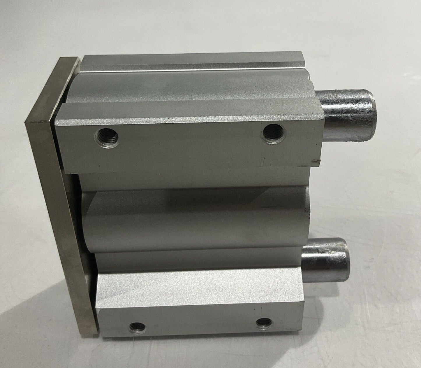 SMC MGQM32-50 PNEUMATIC CYLINDER GUIDED ACTUATOR U3S