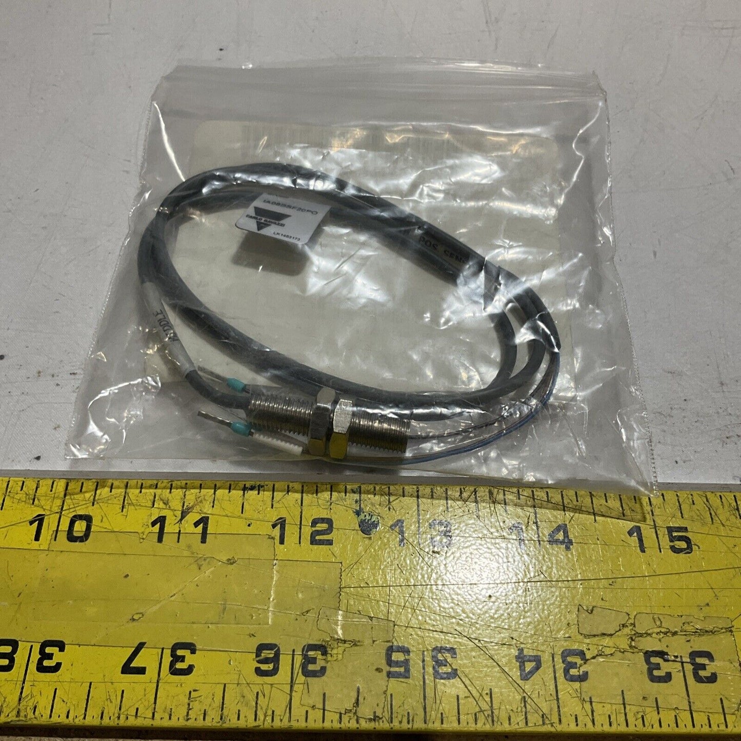 CARLO GAVAZZI IA08BSF20P0 MIDDLE POSITION CABLE ASSEMBLY 10-30VDC U3S