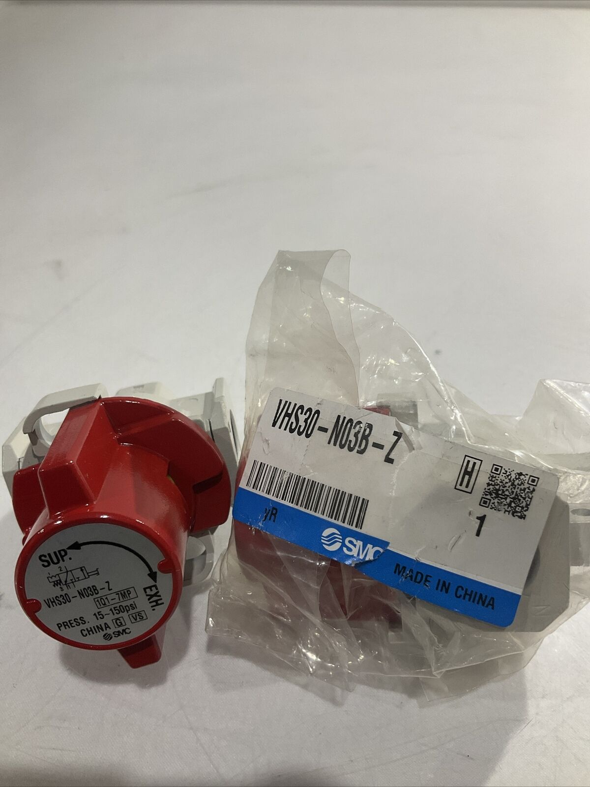 SMC VHS30-NO3B-Z PRESURE RELIEF VALVE 3 PORT 5-150 PSI VALVE LOT OF 5 U3S