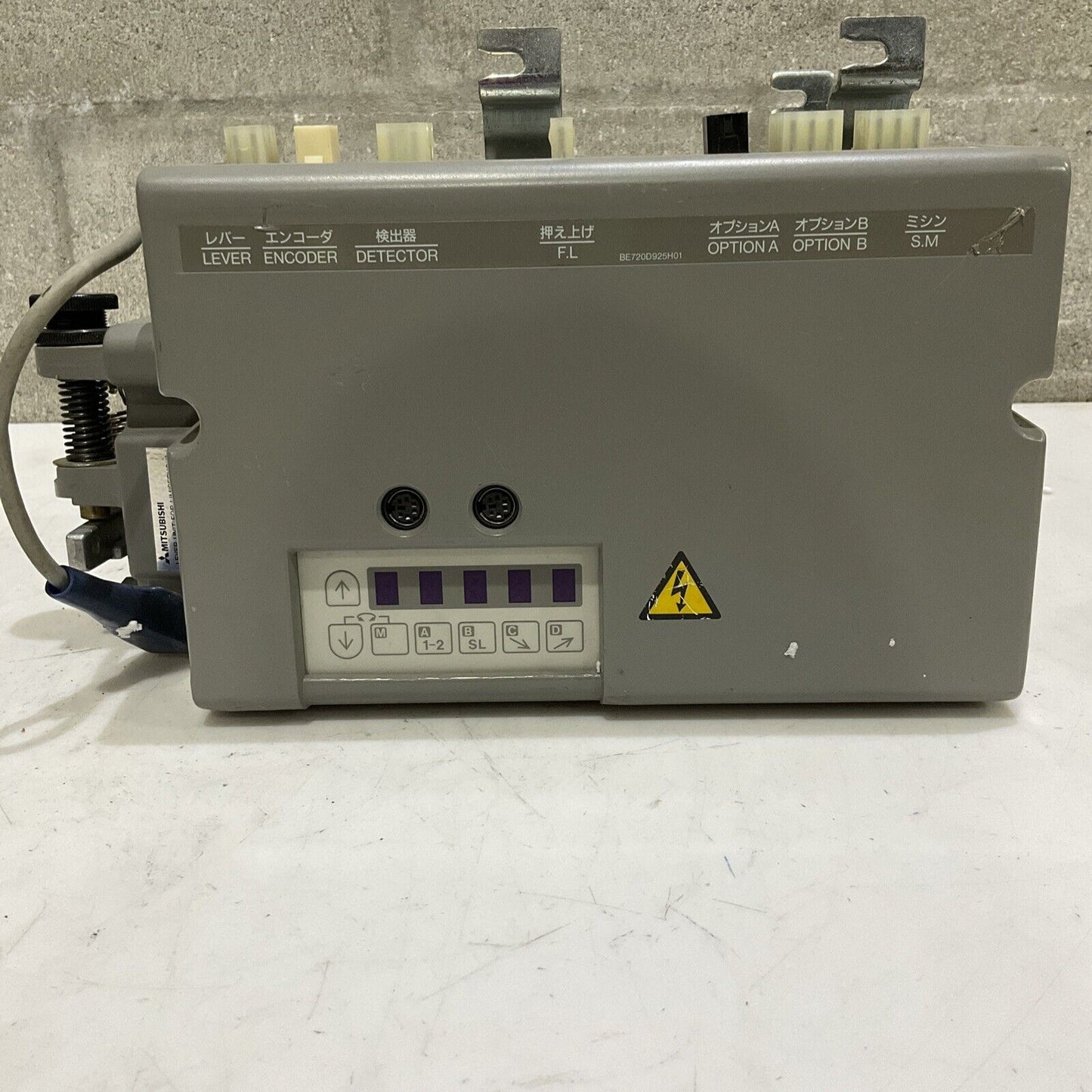 MITSUBISHI XC-EMFY-20-07 LIMISERVO NEEDLE POSITIONER XC-E SER. HVP-N XC-CL-2 RM6