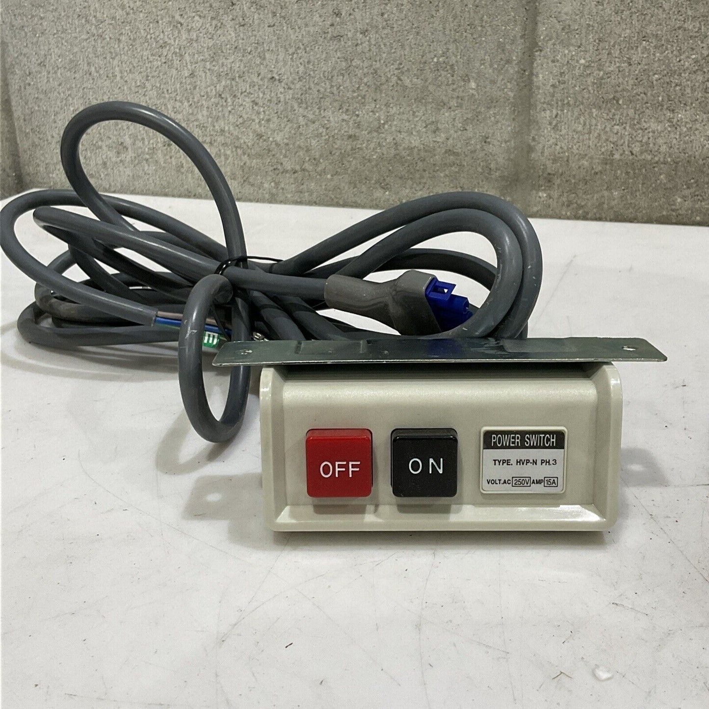 MITSUBISHI XC-EMFY-20-07 LIMISERVO NEEDLE POSITIONER XC-E SER. HVP-N XC-CL-2 RM6