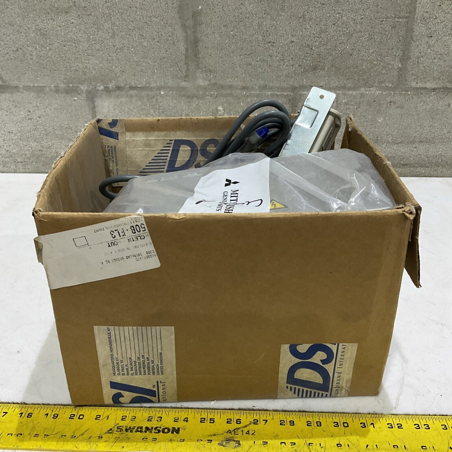 MITSUBISHI XC-EMFY-20-07 LIMISERVO NEEDLE POSITIONER XC-E SER. HVP-N XC-CL-2 RM6