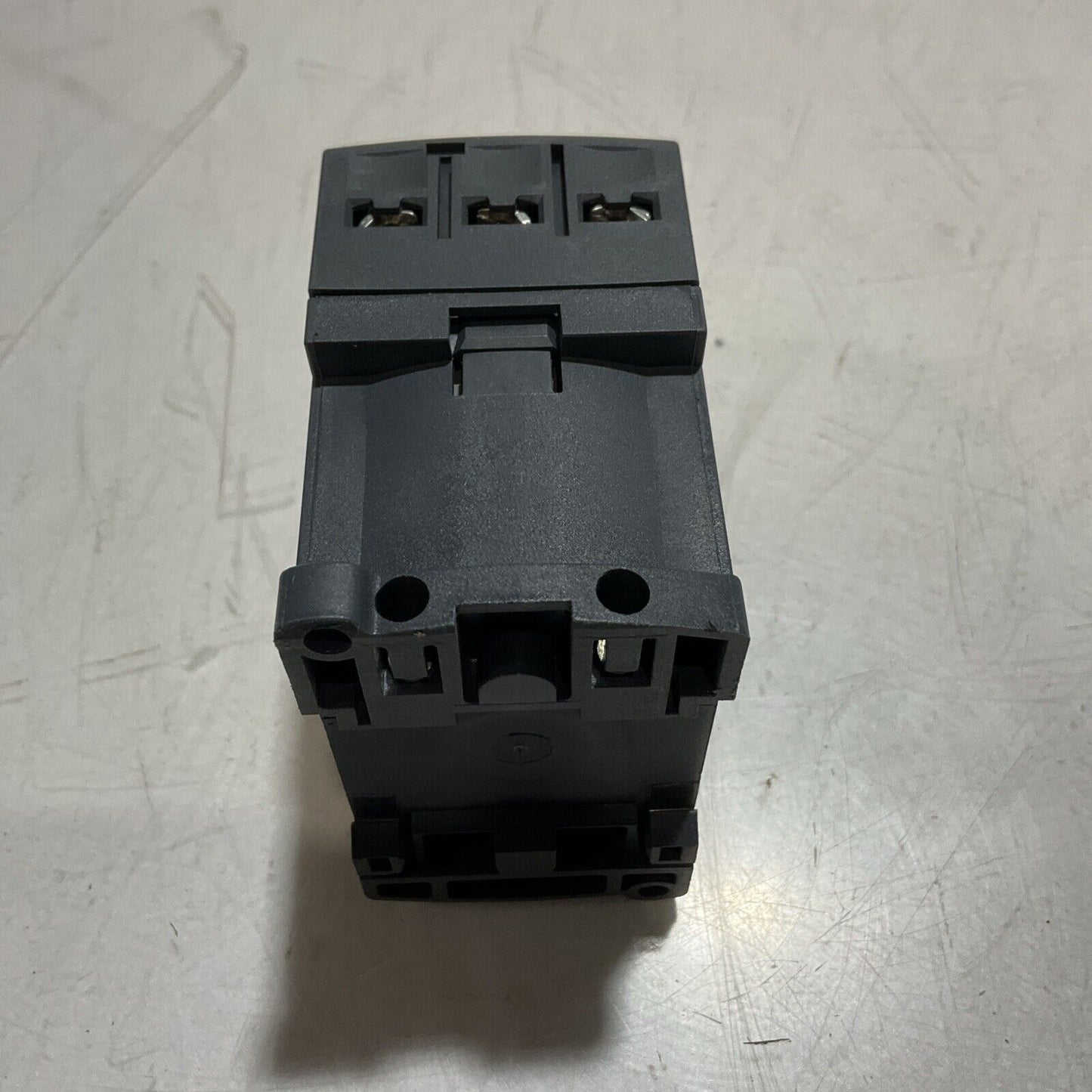 SCHNEIDER ELECTRIC LC1D09BD CONTACTOR 24V 3 P 50/60 HZLOT OF 3 U3S