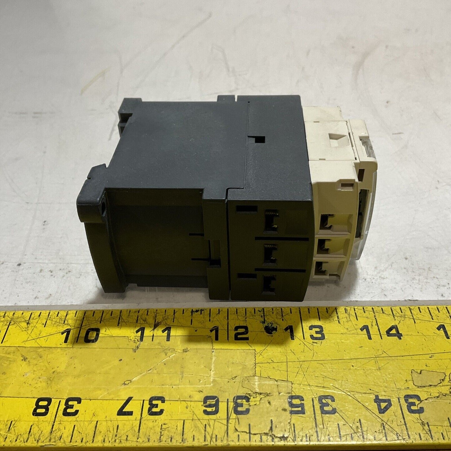 SCHNEIDER ELECTRIC LC1D09BD CONTACTOR 24V 3 P 50/60 HZLOT OF 3 U3S