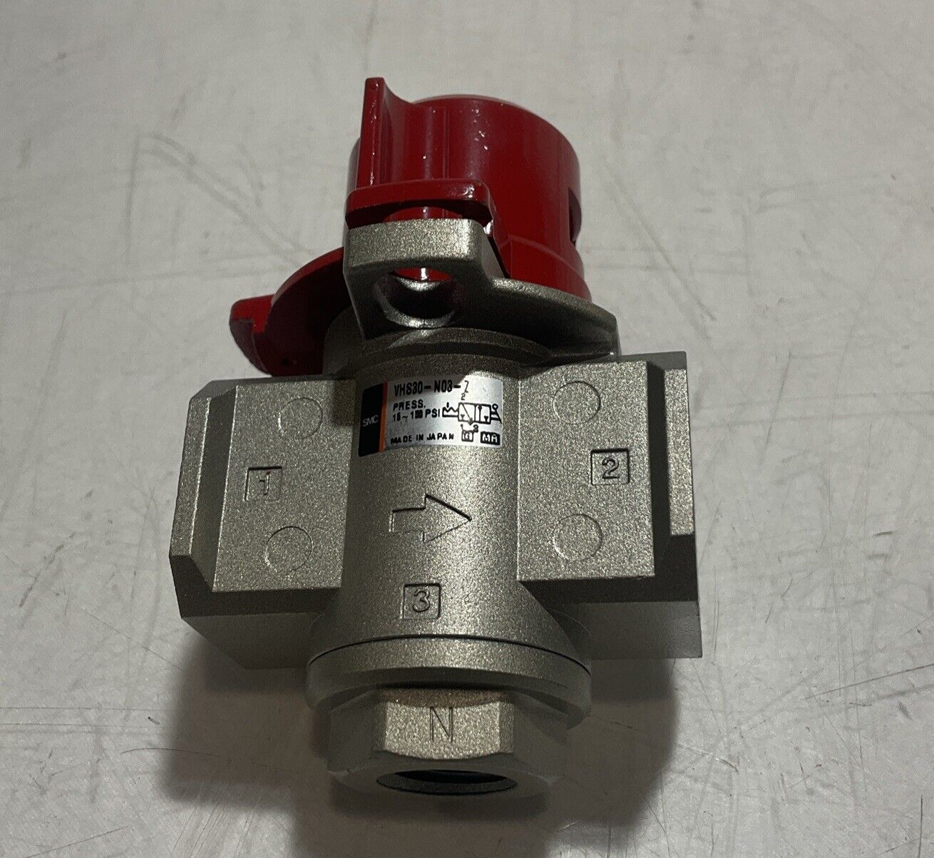 SMC VHS30-N03-Z PMEUMATIC LOCKOUT VALVE 3 PORT 15-150PSI U3S
